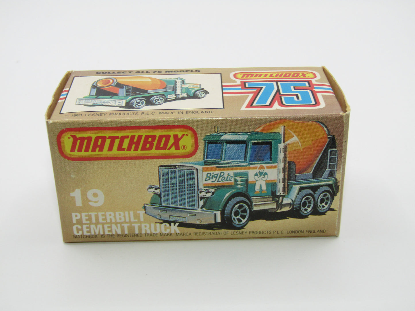 Matchbox Superfast No 19D Peterbilt Cement Truck SOLID GREEN, Amber Windows
