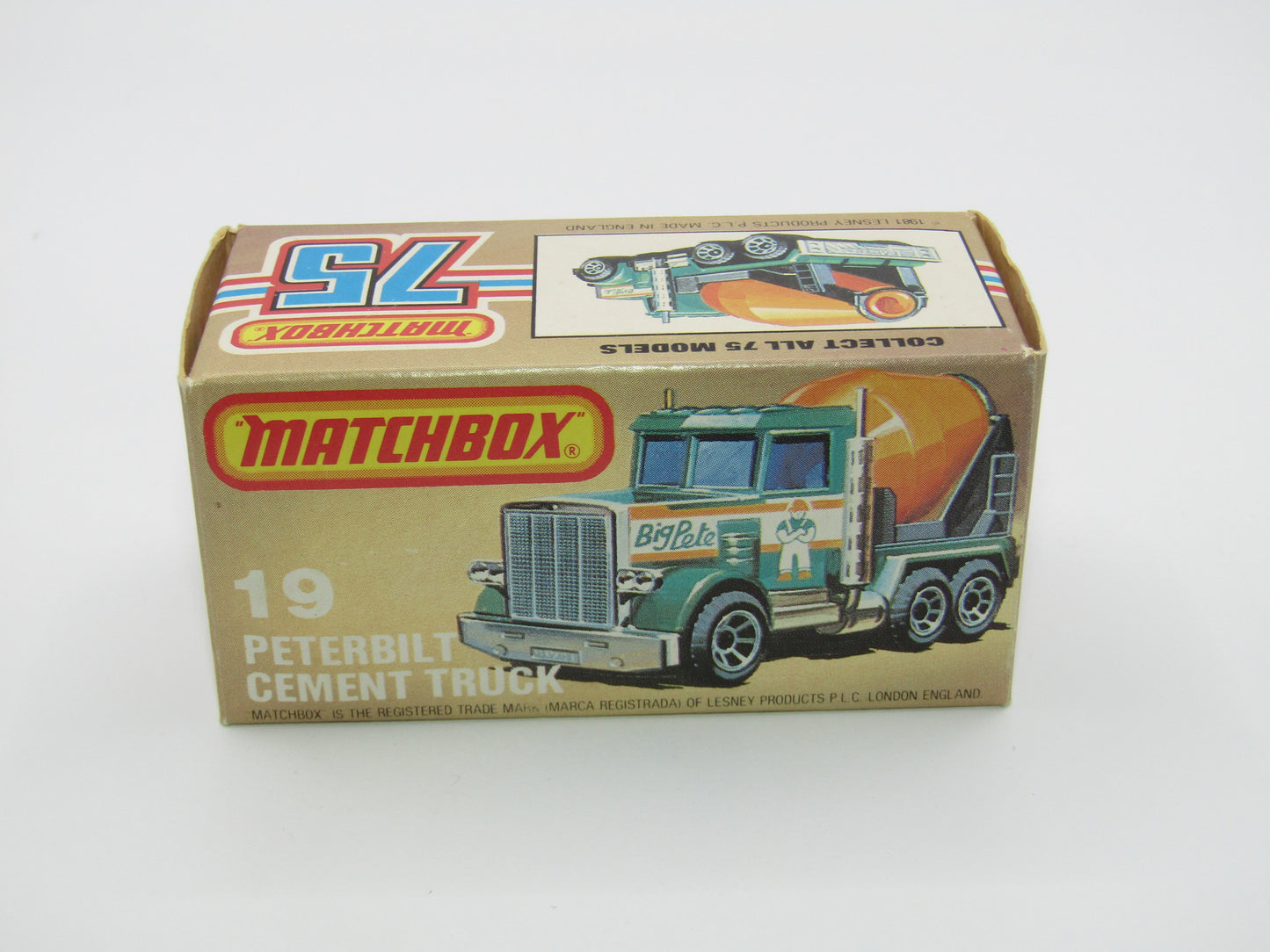 Matchbox Superfast No 19D Peterbilt Cement Truck SOLID GREEN, Amber Windows