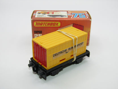 Matchbox Superfast No 25C Flat Car Container Yellow Red Doors GREY BASE