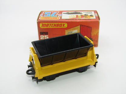 Matchbox Superfast No 25C Flat Car Container Yellow & Black