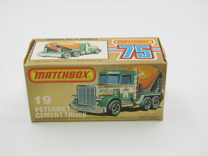 Matchbox Superfast No 19D Peterbilt Cement Truck Metallic MATT Green, ALL WHITE Tampo