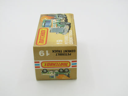 Matchbox Superfast No 19D Peterbilt Cement Truck Metallic MATT Green, ALL WHITE Tampo