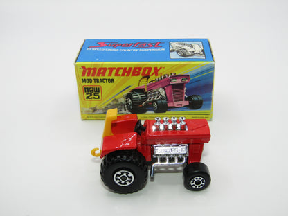 Matchbox Superfast No 25B Mod Tractor Red, 5 CROWN Front Wheels