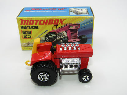 Matchbox Superfast No 25B Mod Tractor Red, 5 SPOKE Front Wheels