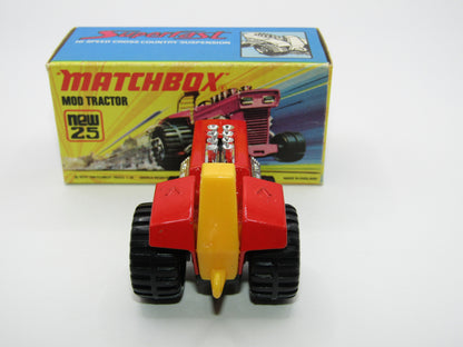 Matchbox Superfast No 25B Mod Tractor Red, 5 SPOKE Front Wheels
