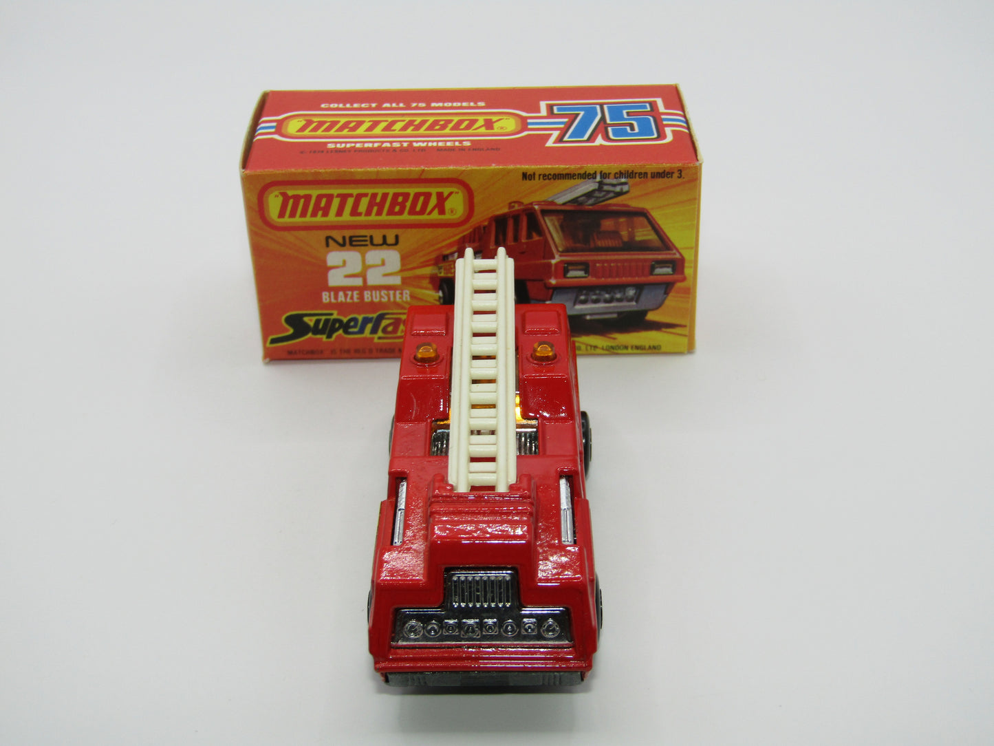 Matchbox Superfast No 22C Blaze Buster WHITE Ladder, Unpainted Base