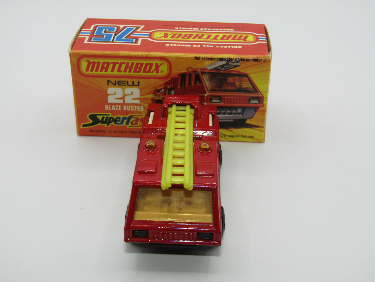 Matchbox Superfast No 22C Blaze Buster, Yellow Ladder, CREAM Interior, GLOSSY GREY Base