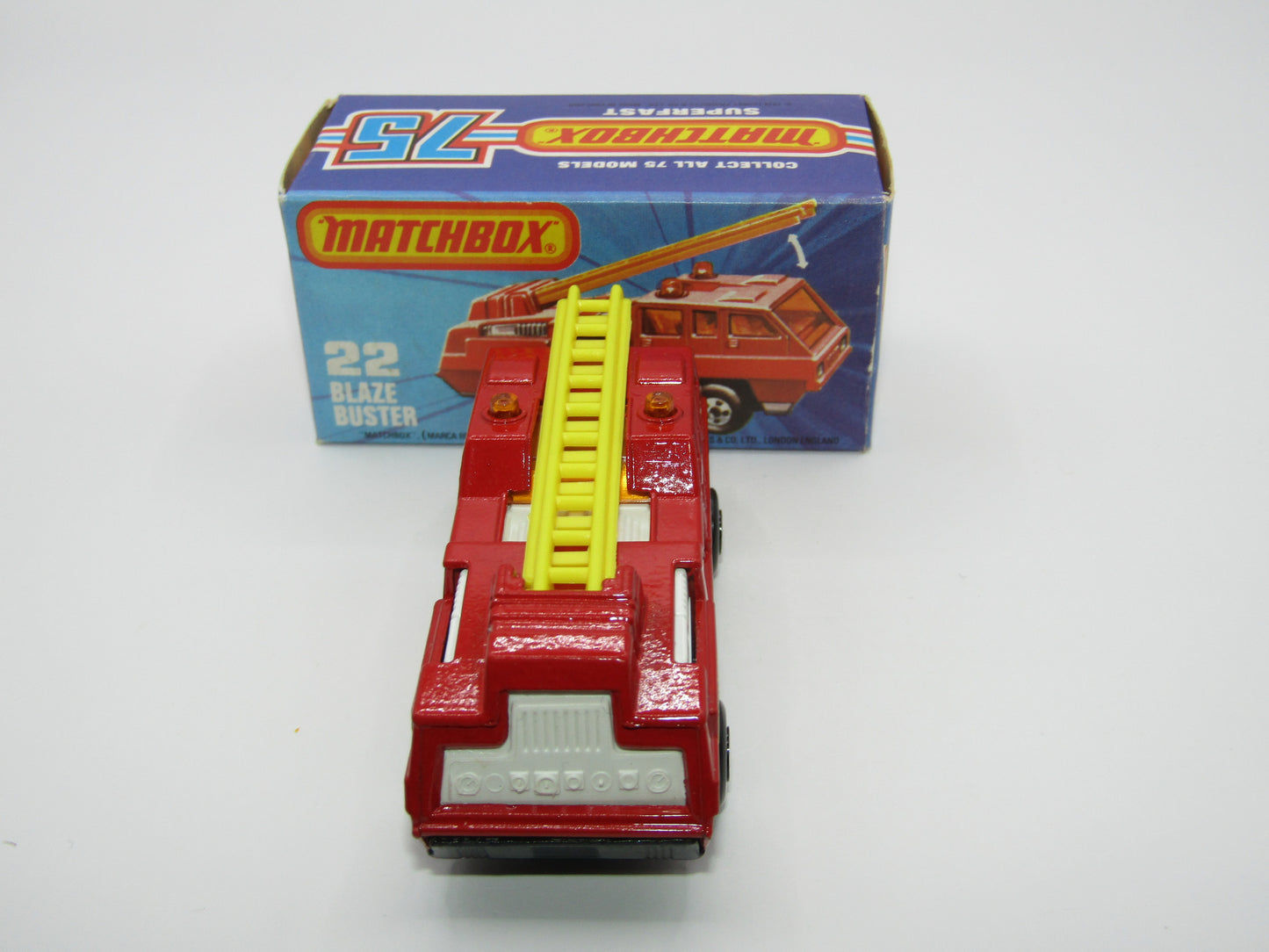 Matchbox Superfast No 22C Blaze Buster, Yellow Ladder, White Interior, FLAT GREY base