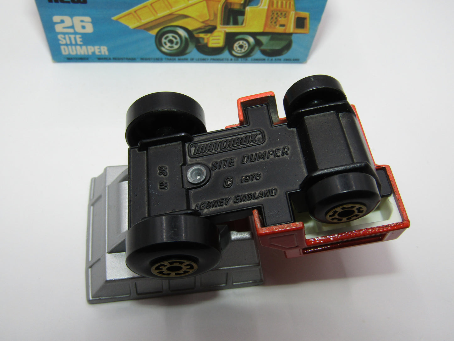 Matchbox Superfast No 26C Site Dumper FLAT BLACK BASE Yellow Hubs