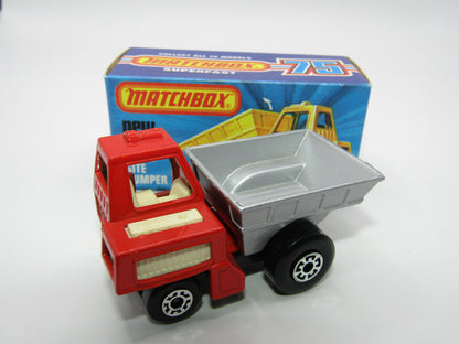 Matchbox Superfast No 26C Site Dumper RED Cab YELLOW Int CHARCOAL Base