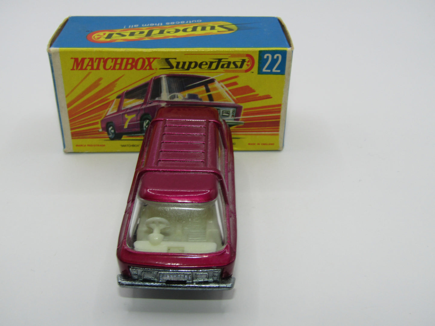 Matchbox Superfast No 22B Freeman Intercity Commuter Light Purple, Unpainted Base
