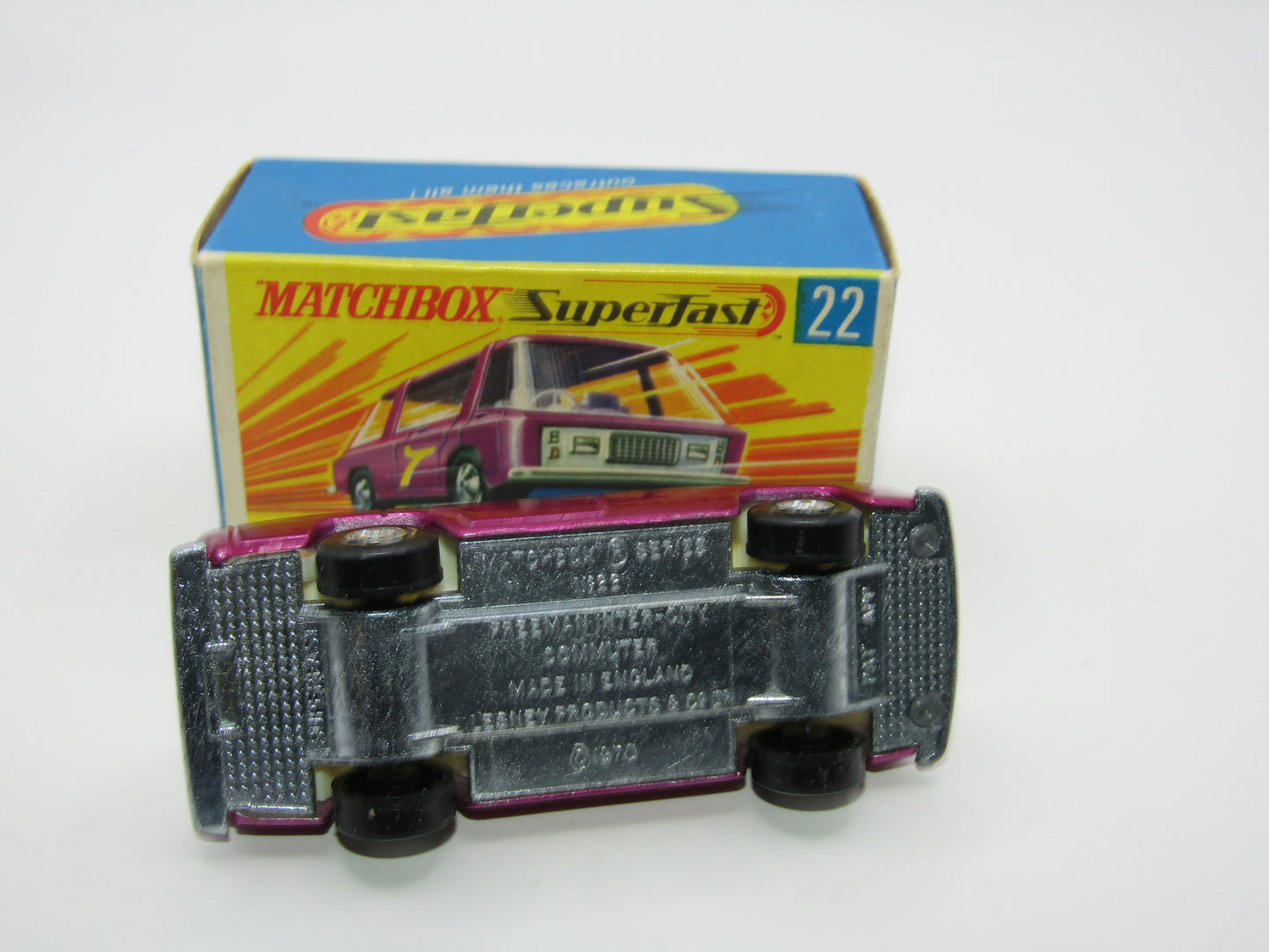 Matchbox Superfast No 22B Freeman Intercity Commuter Light Purple, Unpainted Base