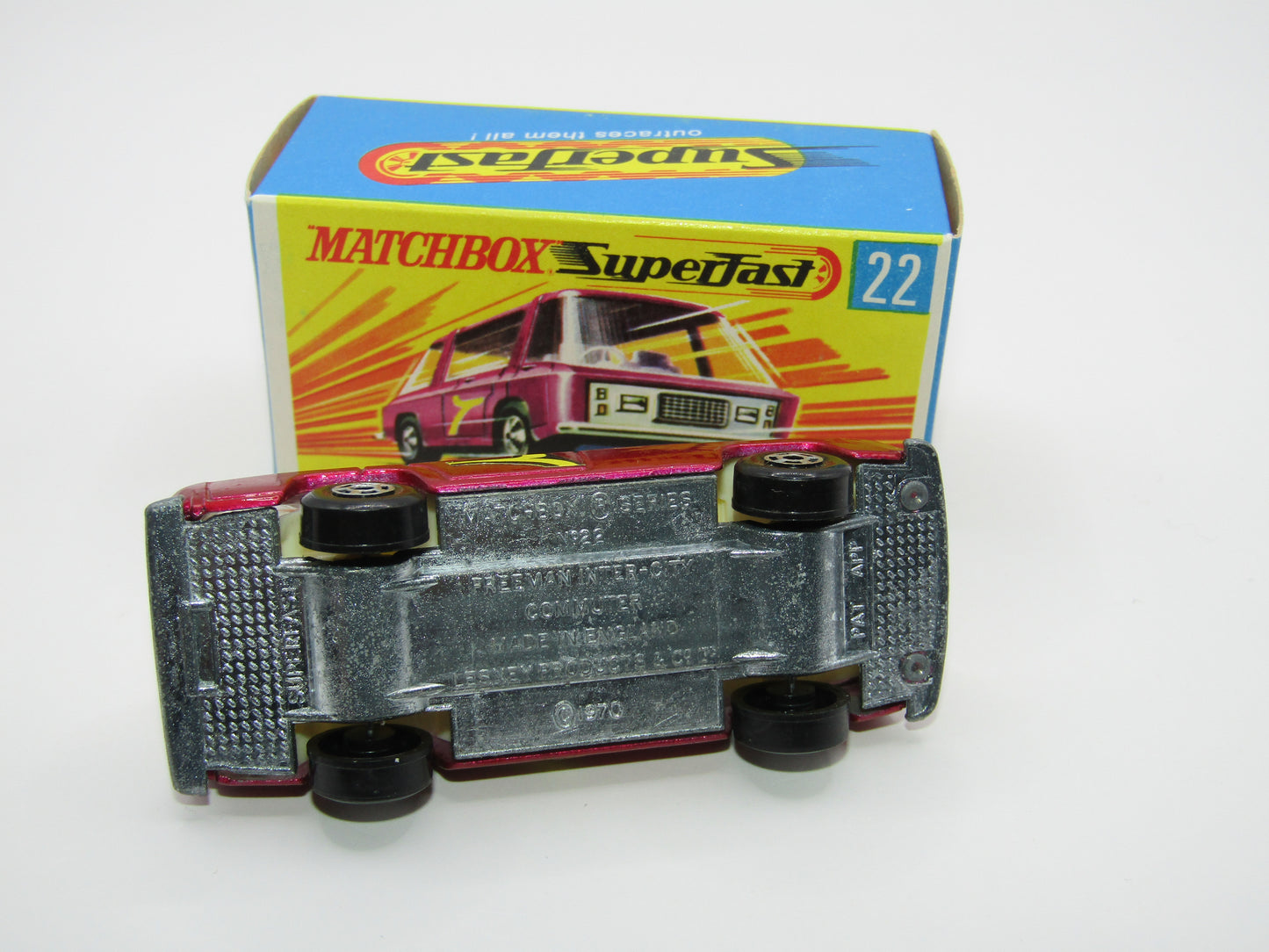 Matchbox Superfast No 22B Freeman Intercity Commuter MAGENTA Red, Unpainted Base