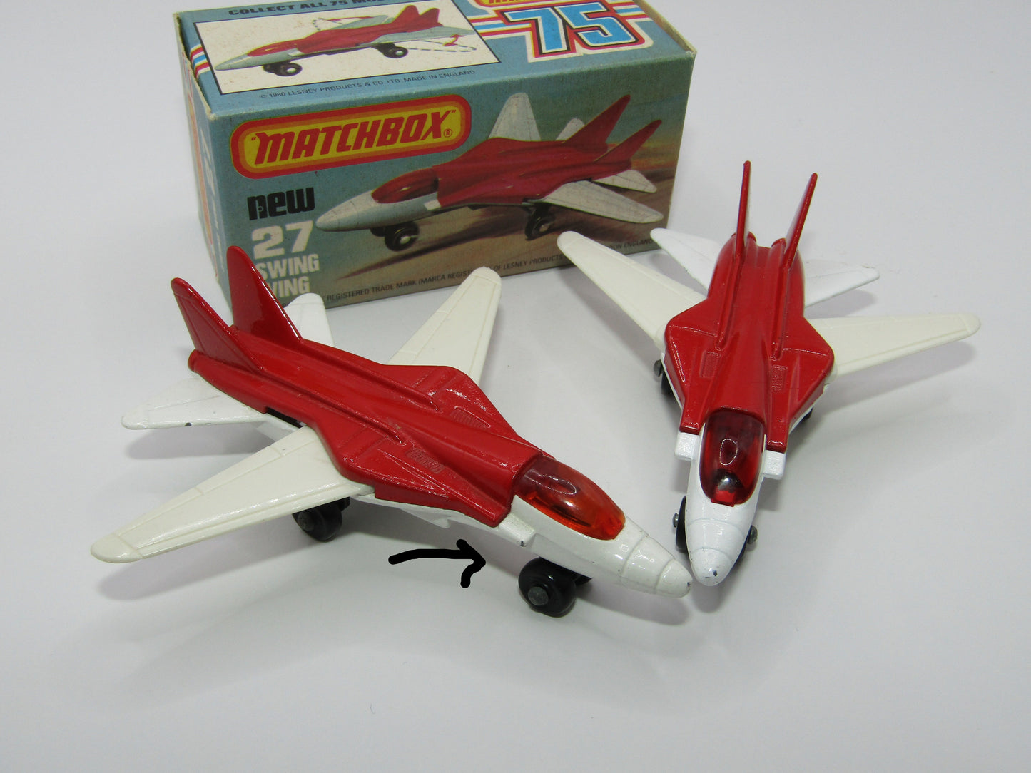 Matchbox Superfast No 27C Swing Wing No Tampo AMBER Windows