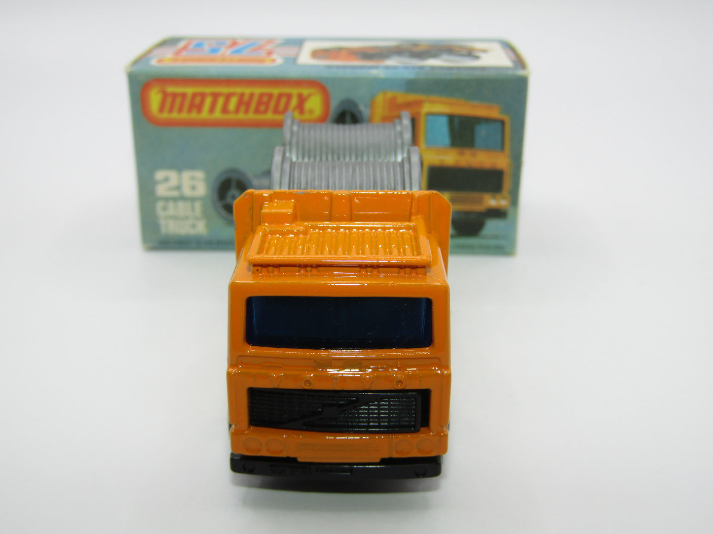 Matchbox Superfast No 26E Volvo Cable Truck 5 SPOKE Wheels Black Base