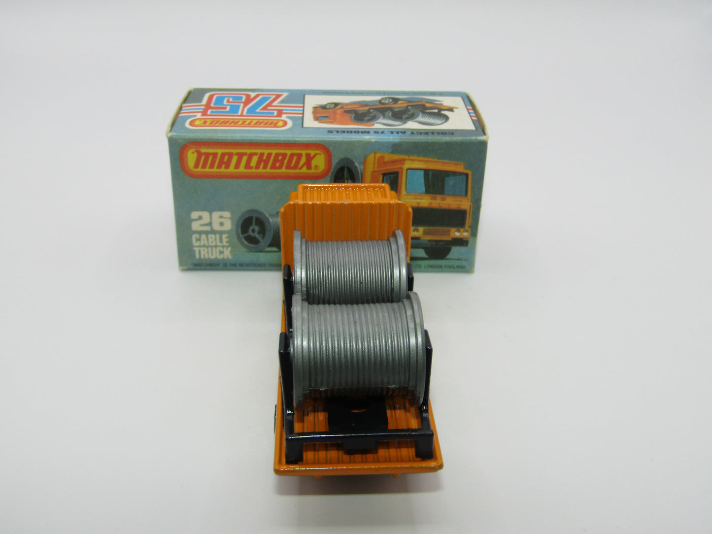 Matchbox Superfast No 26E Volvo Cable Truck 5 SPOKE Wheels Black Base