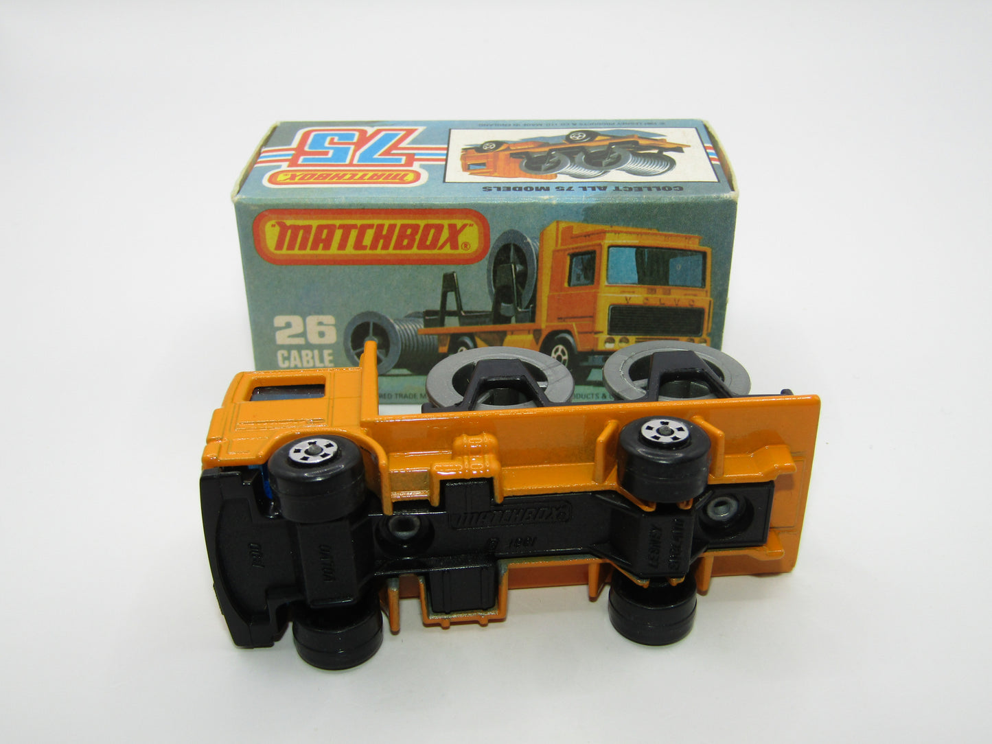 Matchbox Superfast No 26E Volvo Cable Truck 5 SPOKE Wheels Black Base