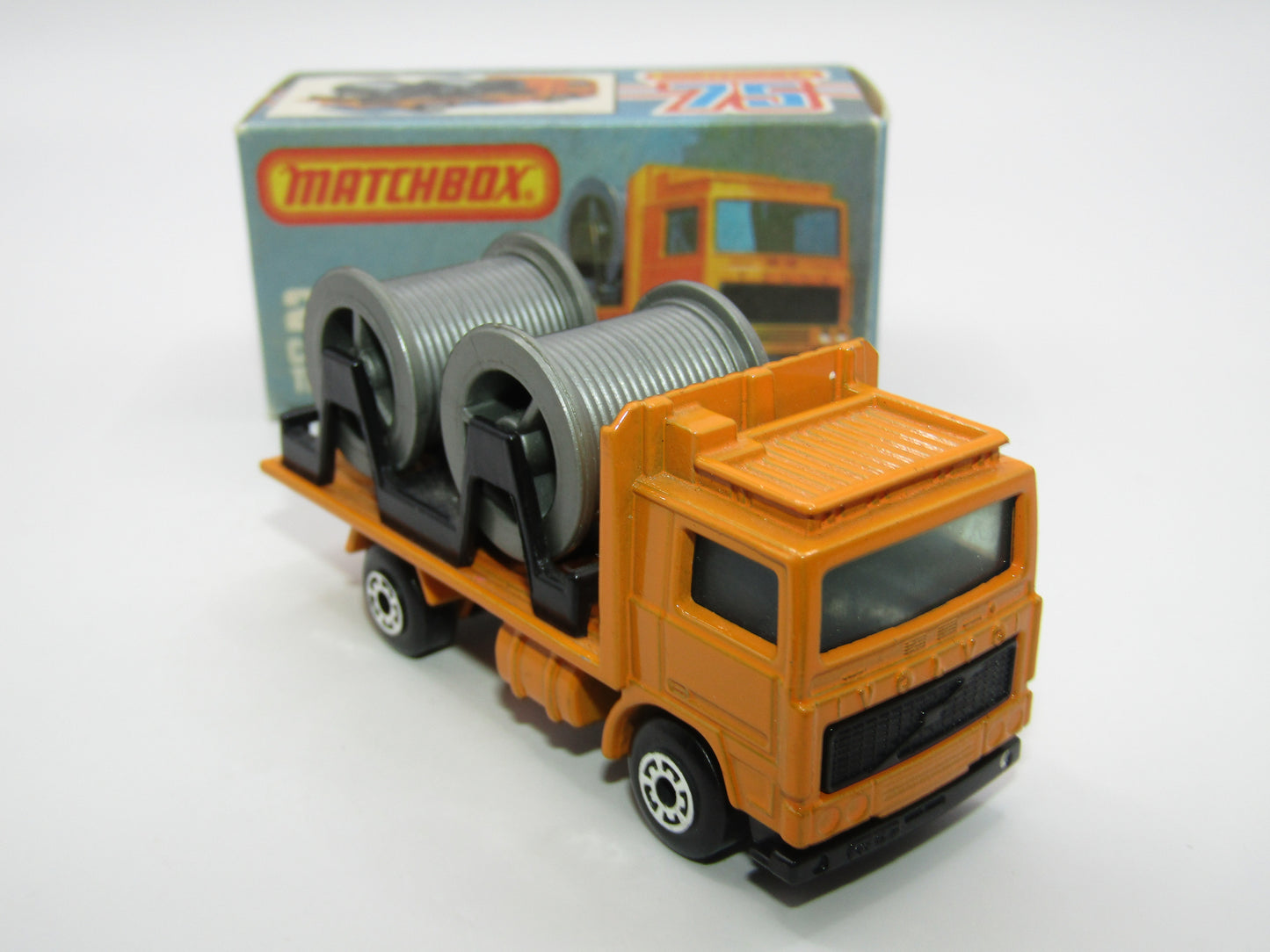 Matchbox Superfast No 26E Volvo Cable Truck VERY PALE Blue/Smoke Windows