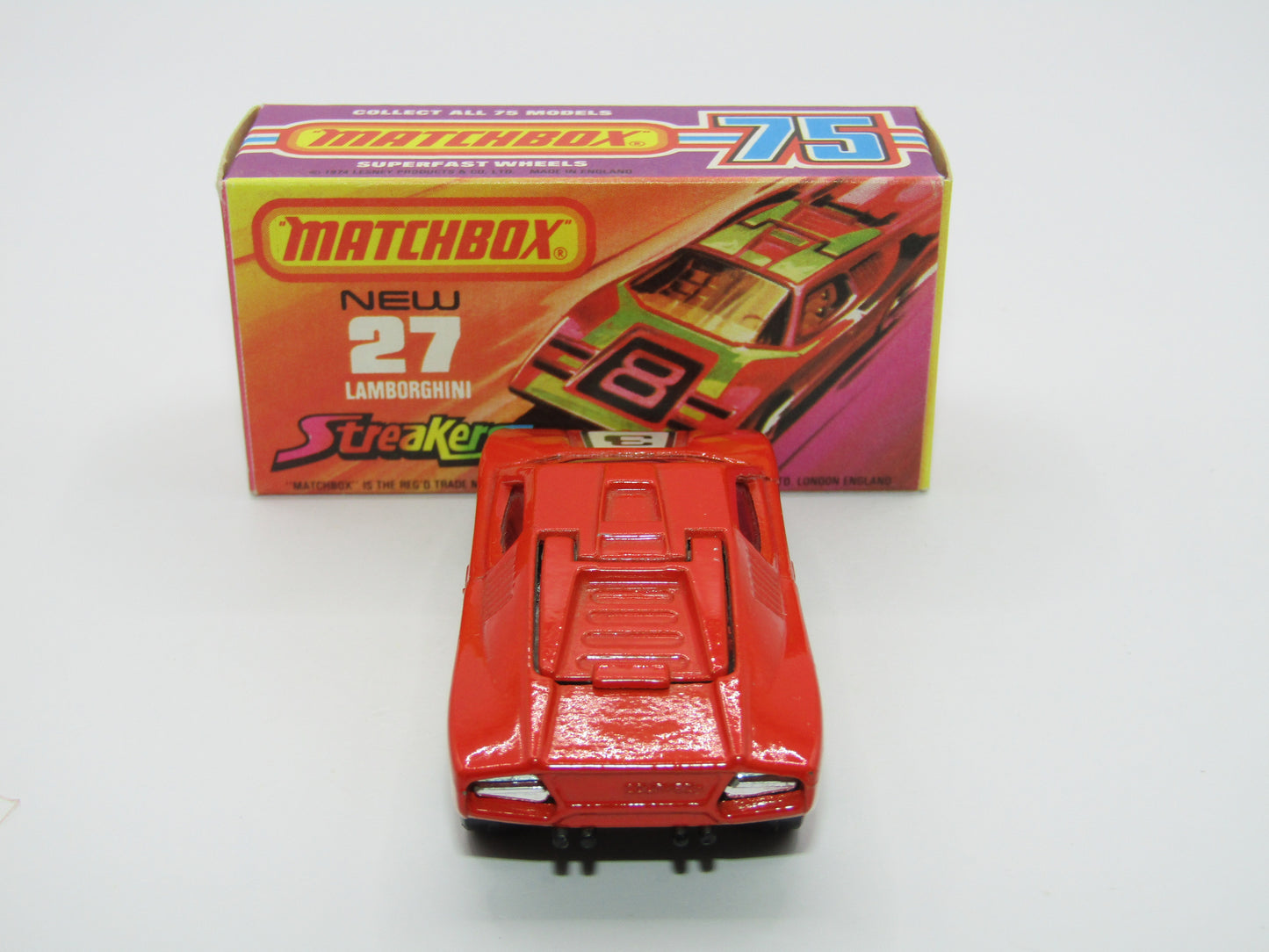 Matchbox Superfast No 27B Lamborghini Countach RED "3" RED Windows