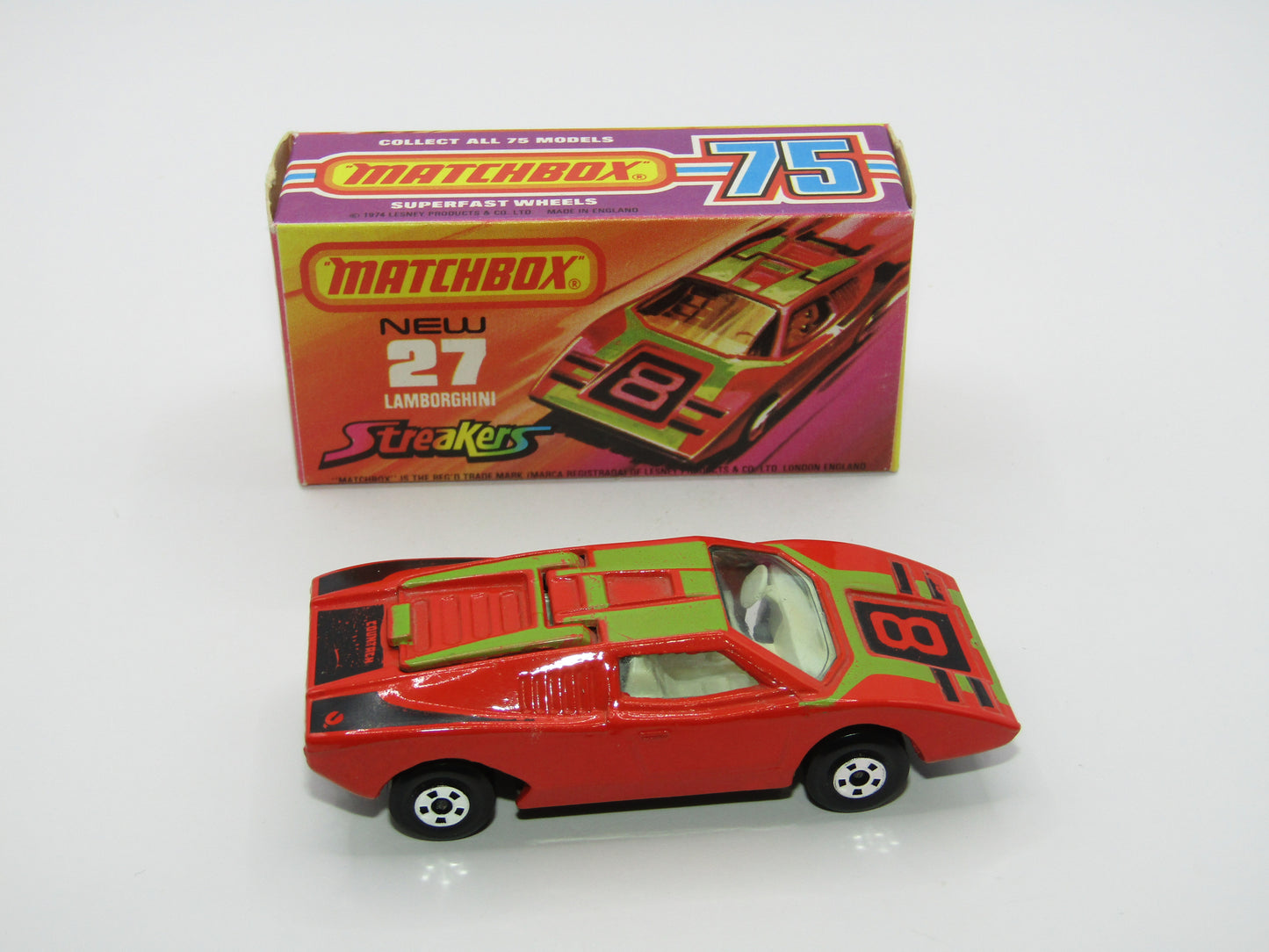 Matchbox Superfast No 27B Lamborghini Countach OFF-WHITE Interior