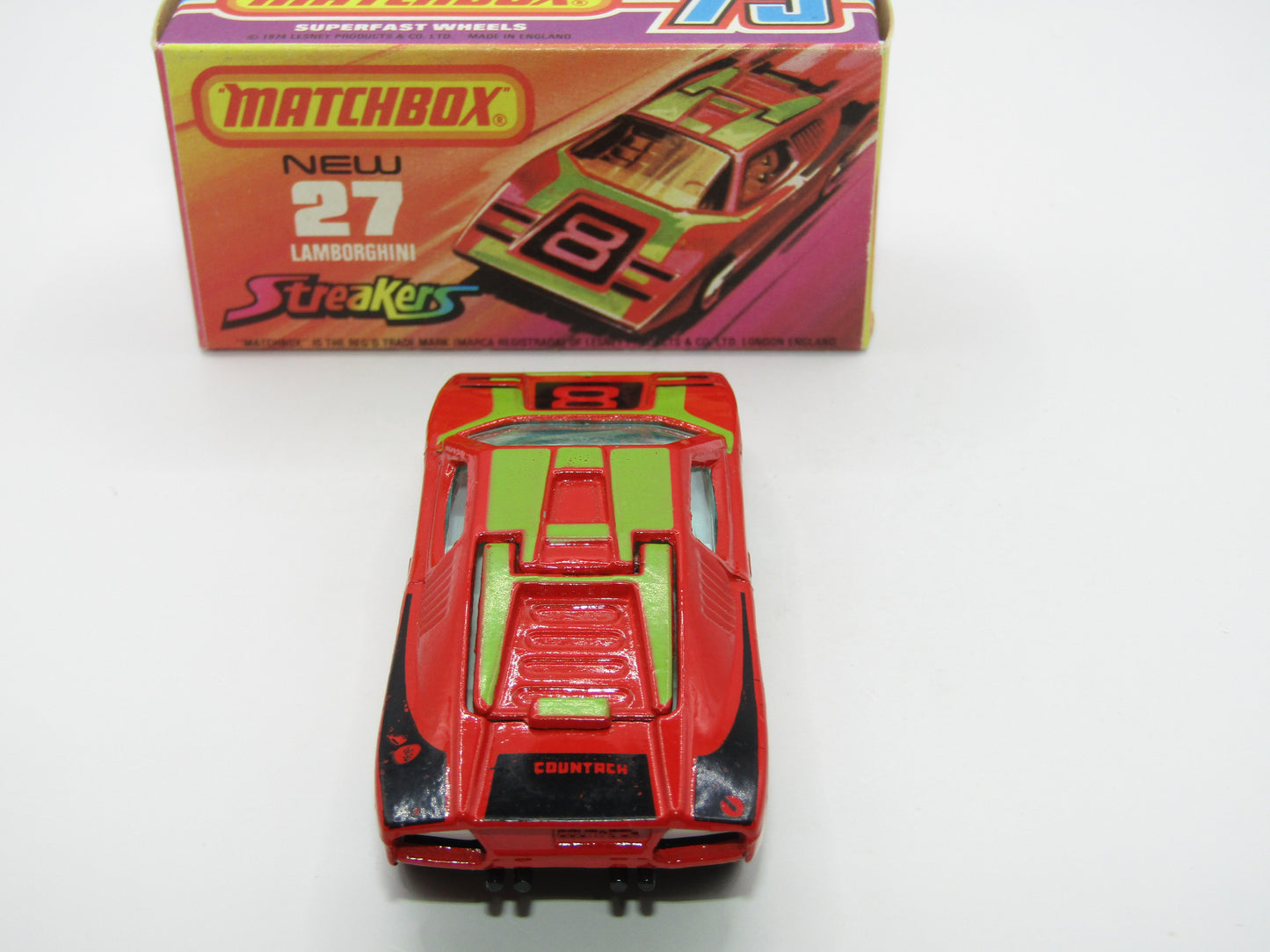 Matchbox Superfast No 27B Lamborghini Countach DARK RED WHITE Interior