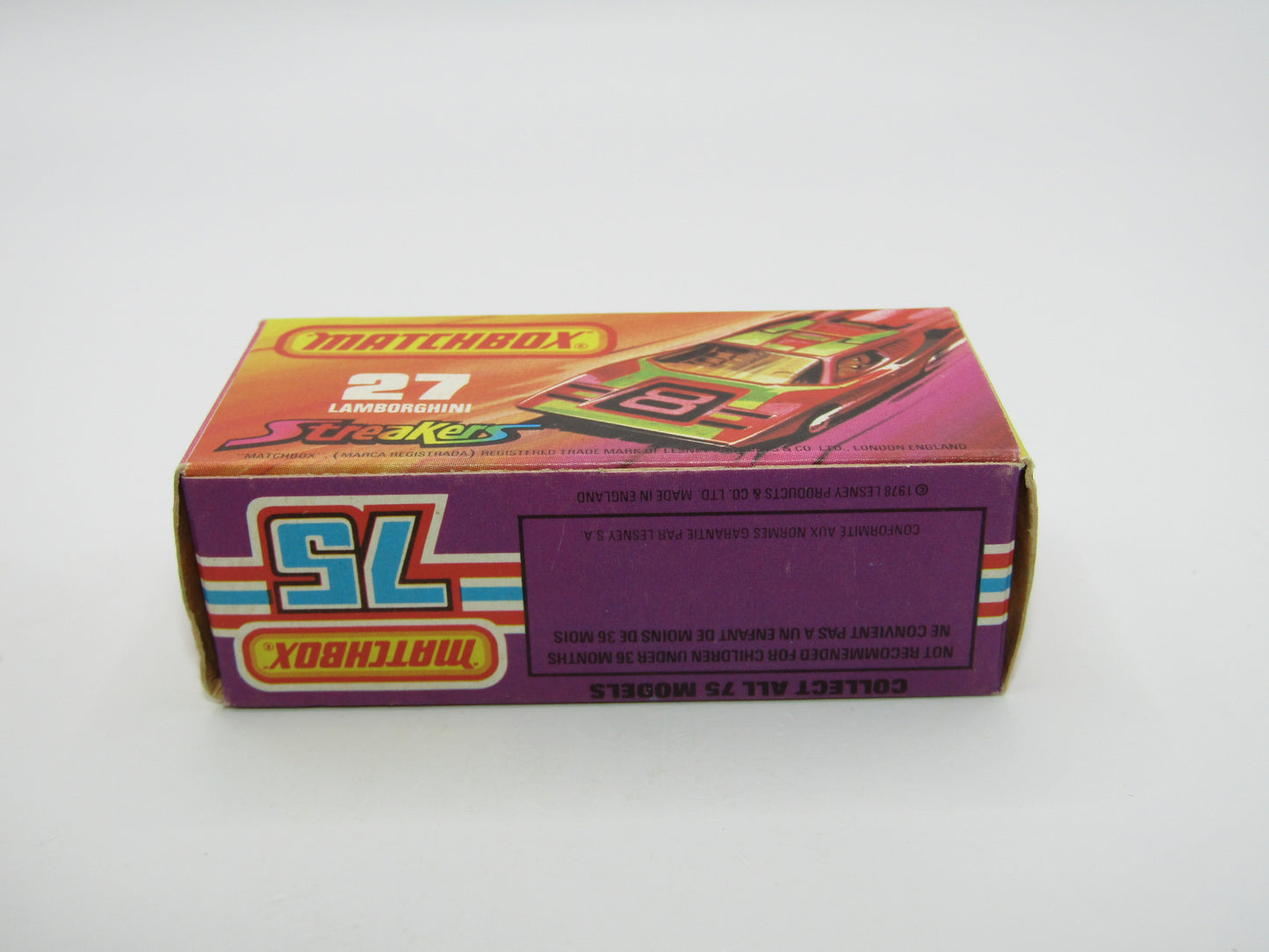 Matchbox Superfast No 27B Lamborghini Countach DARK RED YELLOW Interior