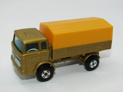 Matchbox Superfast 1A Mercedes Truck - Red Axle Clip