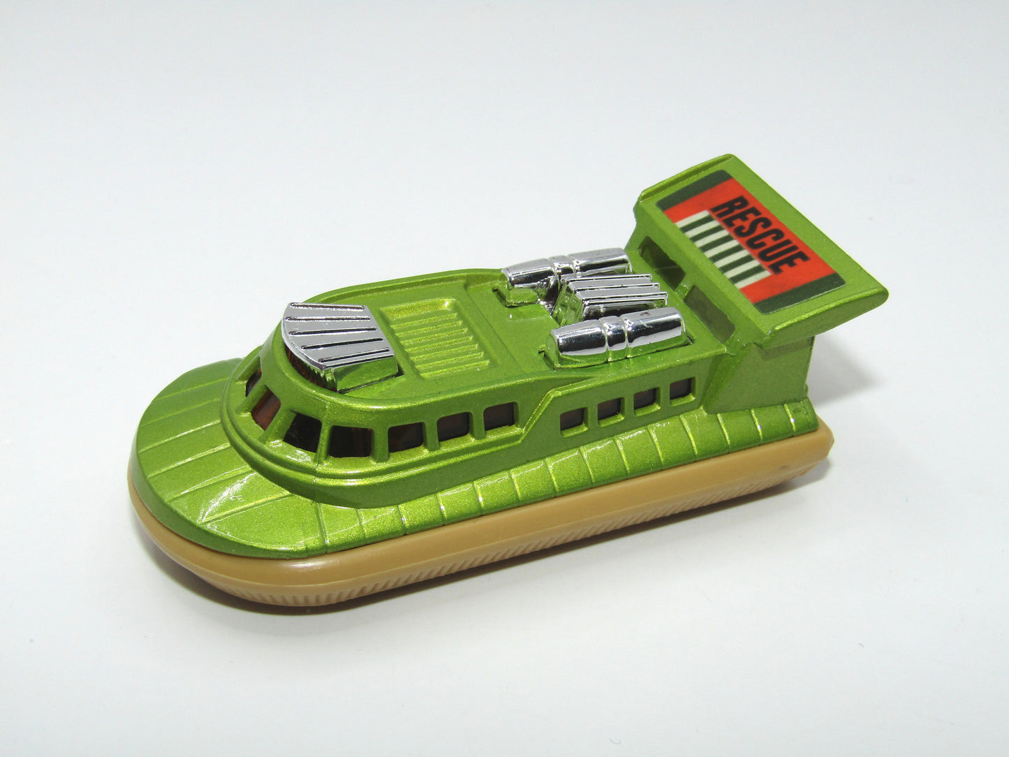 Matchbox Superfast 2C Rescue Hovercraft in Lime Green Beige base