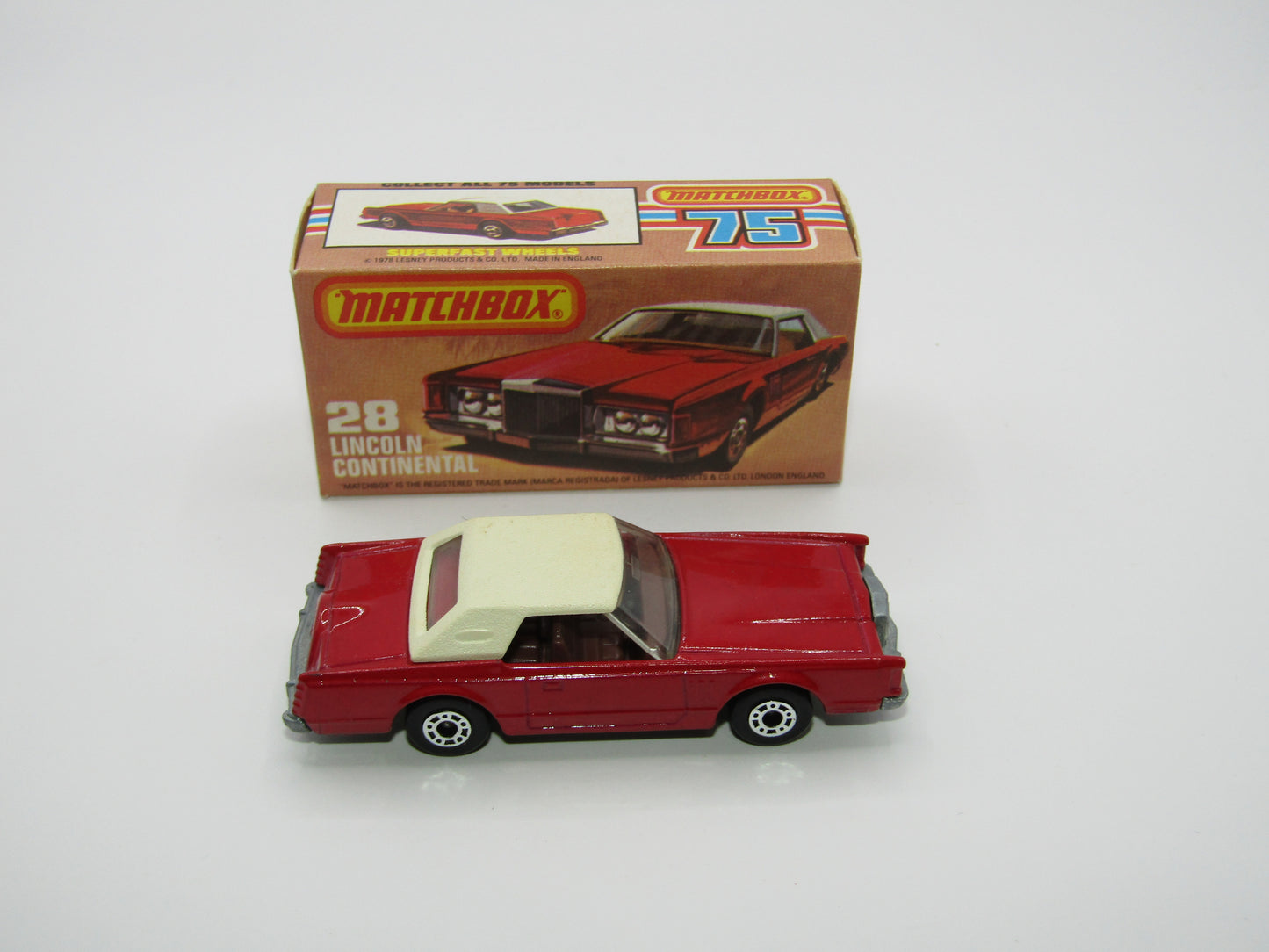 Matchbox Superfast No 28C Lincoln Continental, DARK Pinkish Red, CHOCOLATE Interior