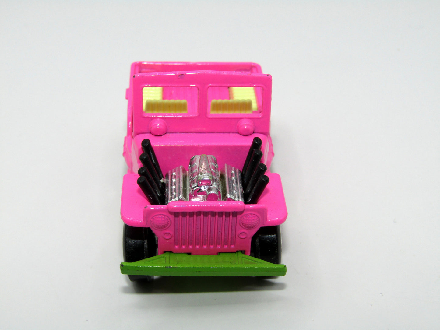 Matchbox Superfast 2B Jeep Hot Rod Hot Pink Dark Green Base