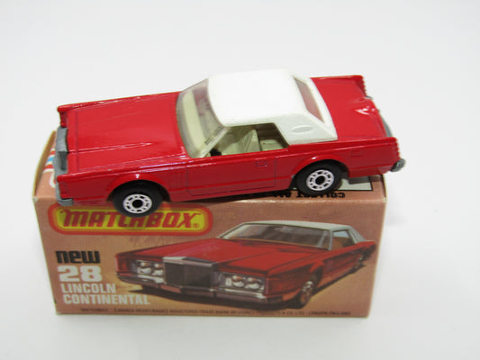 Matchbox Superfast No 28C Lincoln Continental, Strawberry Red, GREY Interior