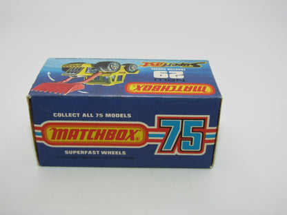 Matchbox Superfast No 29c Tractor Shovel SILVER GREY Interior YELLOW Body