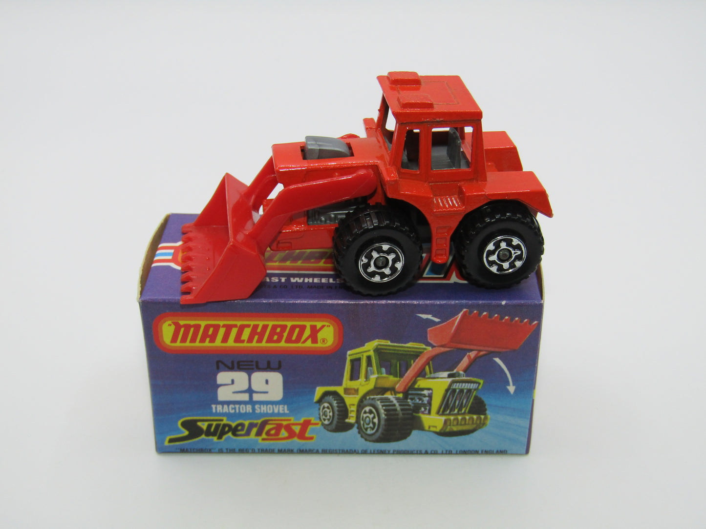 Matchbox Superfast No 29c Tractor Shovel Orange-Red RED Shovel Silver Interior