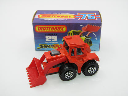 Matchbox Superfast No 29c Tractor Shovel Orange-Red RED Shovel Silver Interior