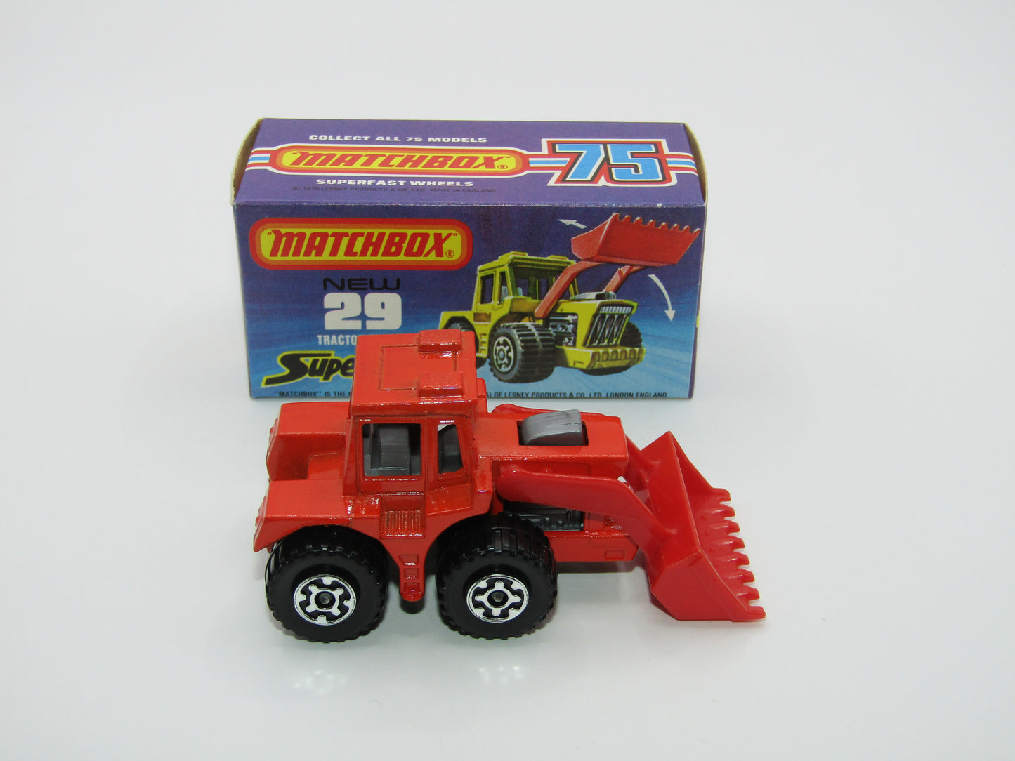 Matchbox Superfast No 29c Tractor Shovel Orange-Red RED Shovel Silver Interior