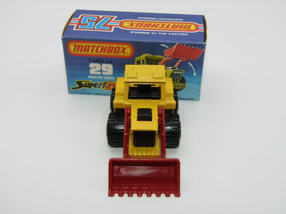Matchbox Superfast No 29C Tractor Shovel MAROON Shovel PALE YELLOW Base