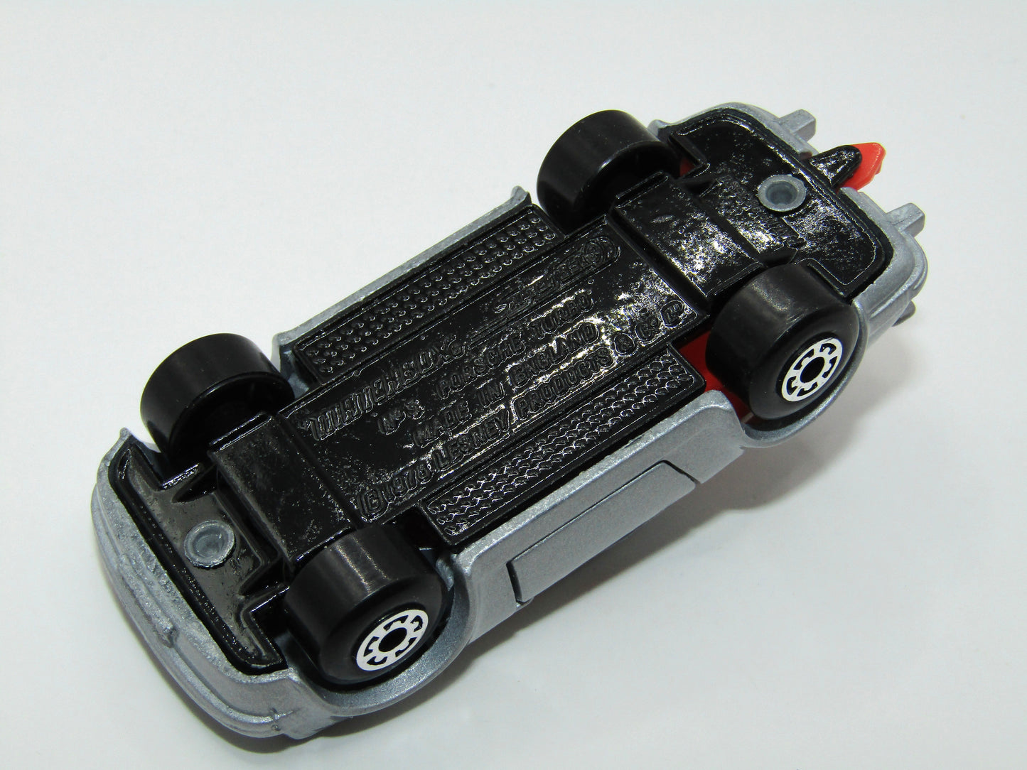 Matchbox Superfast 3C Porsche Turbo Silver, Red Interior Gloss Black Base