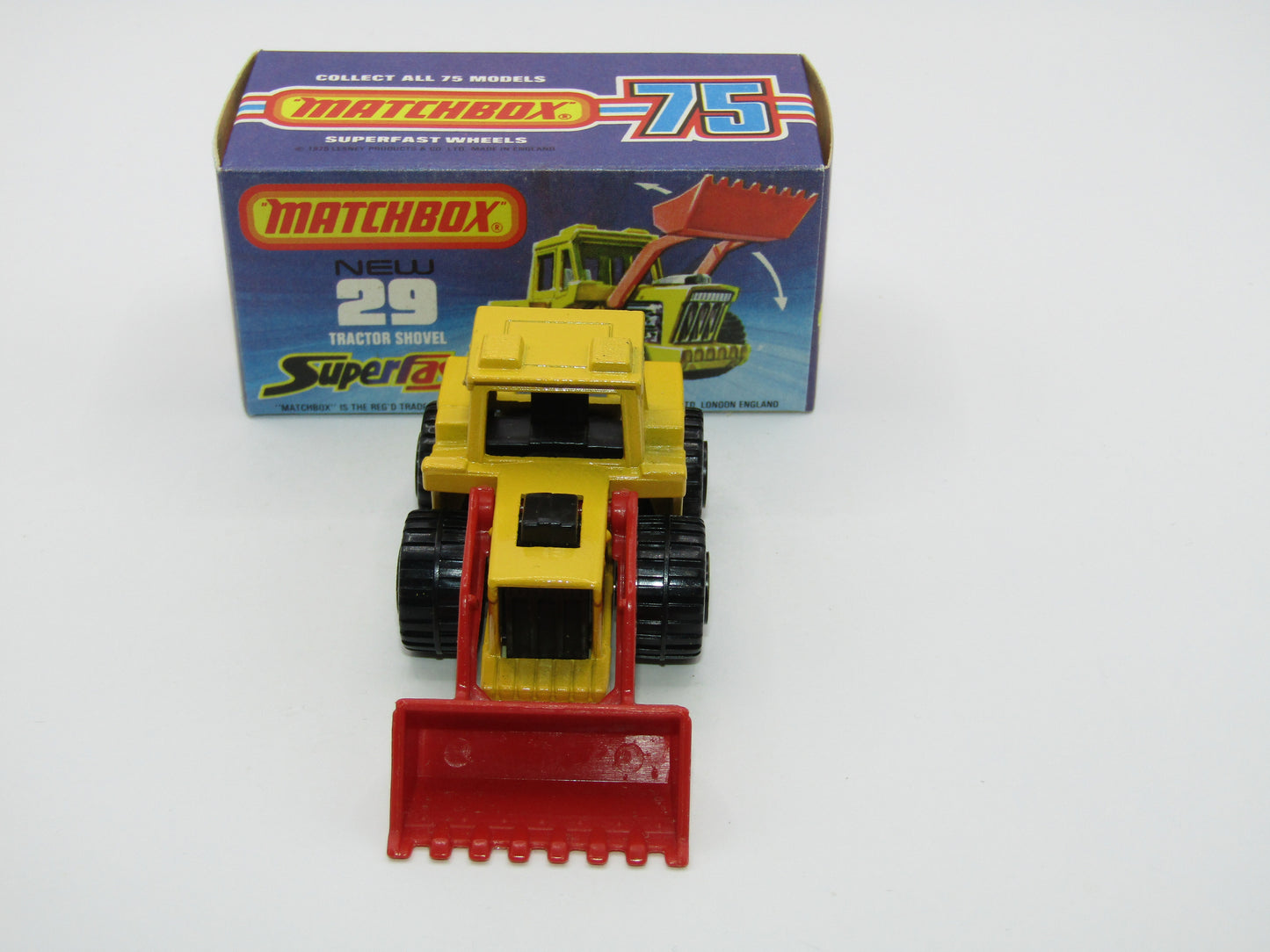 Matchbox Superfast No 29C Tractor Shovel Dark Red Shovel Yellow Hubs