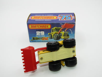 Matchbox Superfast No 29C Tractor Shovel YELLOW PALE YELLOW Base