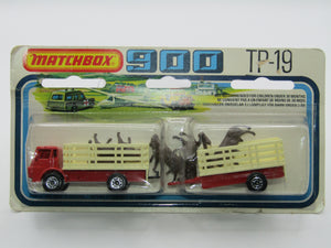 Matchbox Superfast Twin Pack TP-19 Cattle Truck & Trailer RED WINDOWS