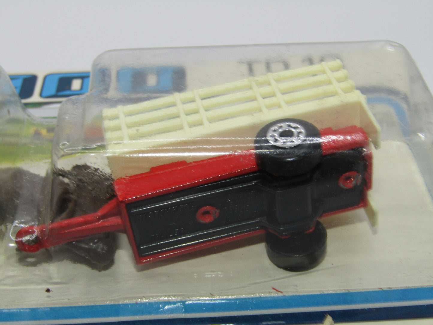 Matchbox Superfast Twin Pack TP-19 Cattle Truck & Trailer RED WINDOWS