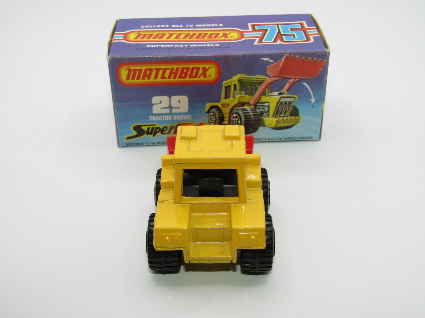 Matchbox Superfast No 29C Tractor Shovel YELLOW Hubs Yellow Base
