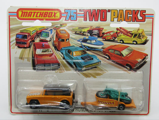 Matchbox Superfast Twin Pack TP-8 Filed Car & Honda Motorcycle Trailer, Light Orange Check Label, Orange Trailer with Label