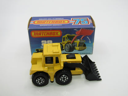 Matchbox Superfast No 29C Tractor Shovel Black Shovel PALE YELLOW Base