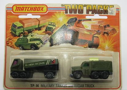 Matchbox Superfast Twin Pack TP-14 Military Freeway Gas Tanker & Badger