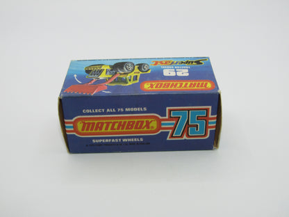 Matchbox Superfast No 29C Tractor Shovel Black Shovel PALE YELLOW Base