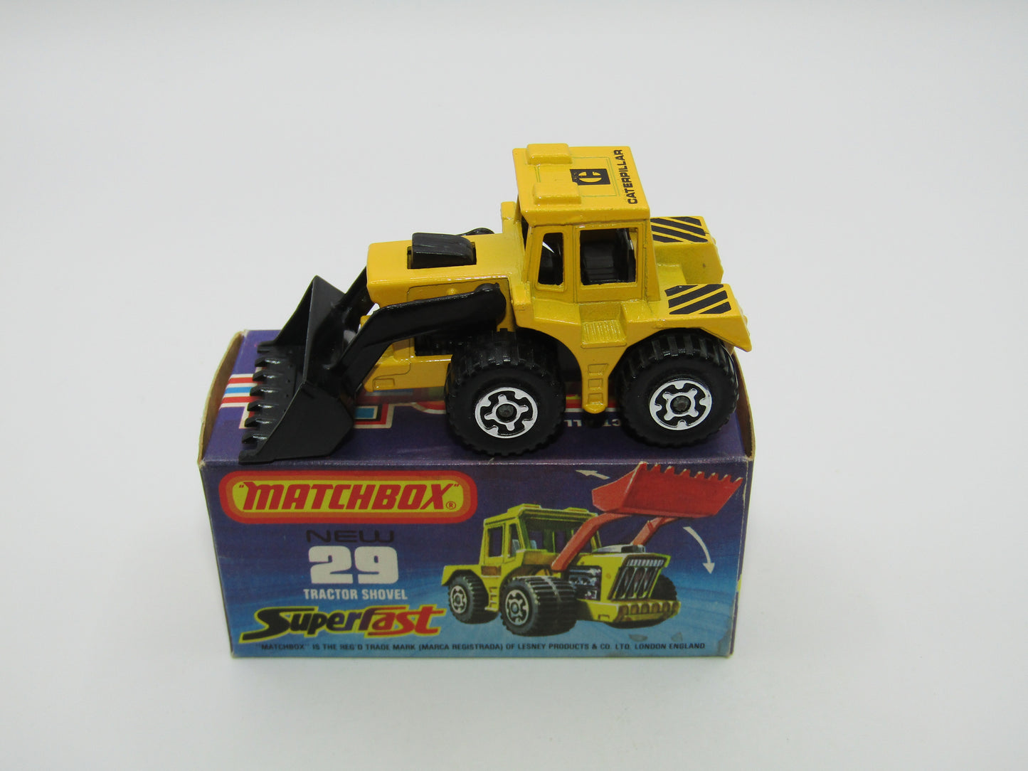 Matchbox Superfast No 29C Tractor Shovel Caterpillar Tampo Black Shovel