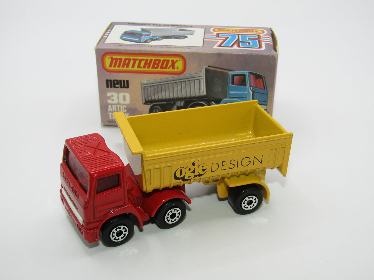 Matchbox Superfast No 30D Articulated Truck OGLE DESIGN Promotional