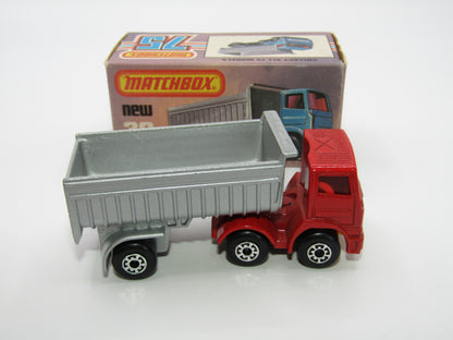 Matchbox Superfast No 30D Articulated Truck RED YELLOW GRILLE Silver Dump