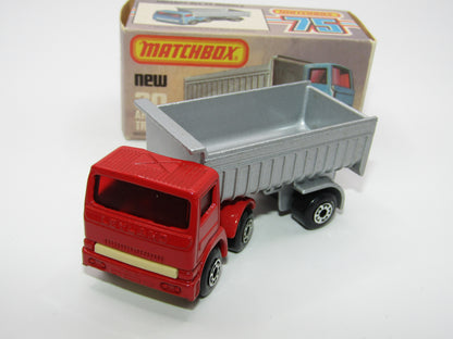Matchbox Superfast No 30D Articulated Truck RED CREAM GRILLE Silver Dump